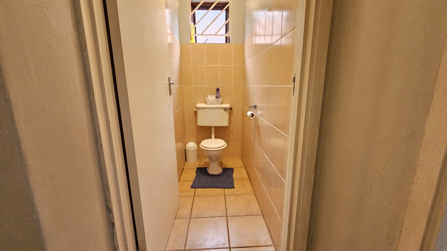 2 Bedroom Property for Sale in Rowallan Park Eastern Cape